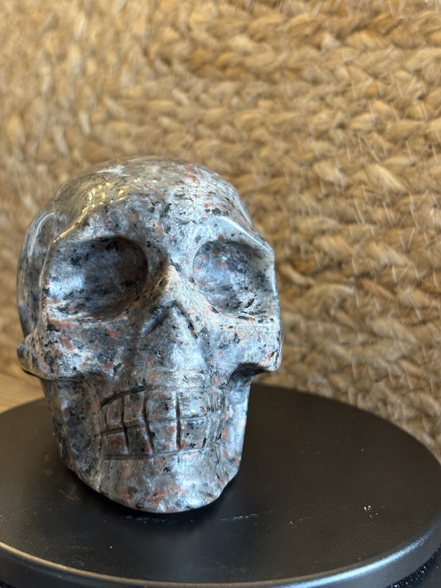 Yooperlite Skull Carving