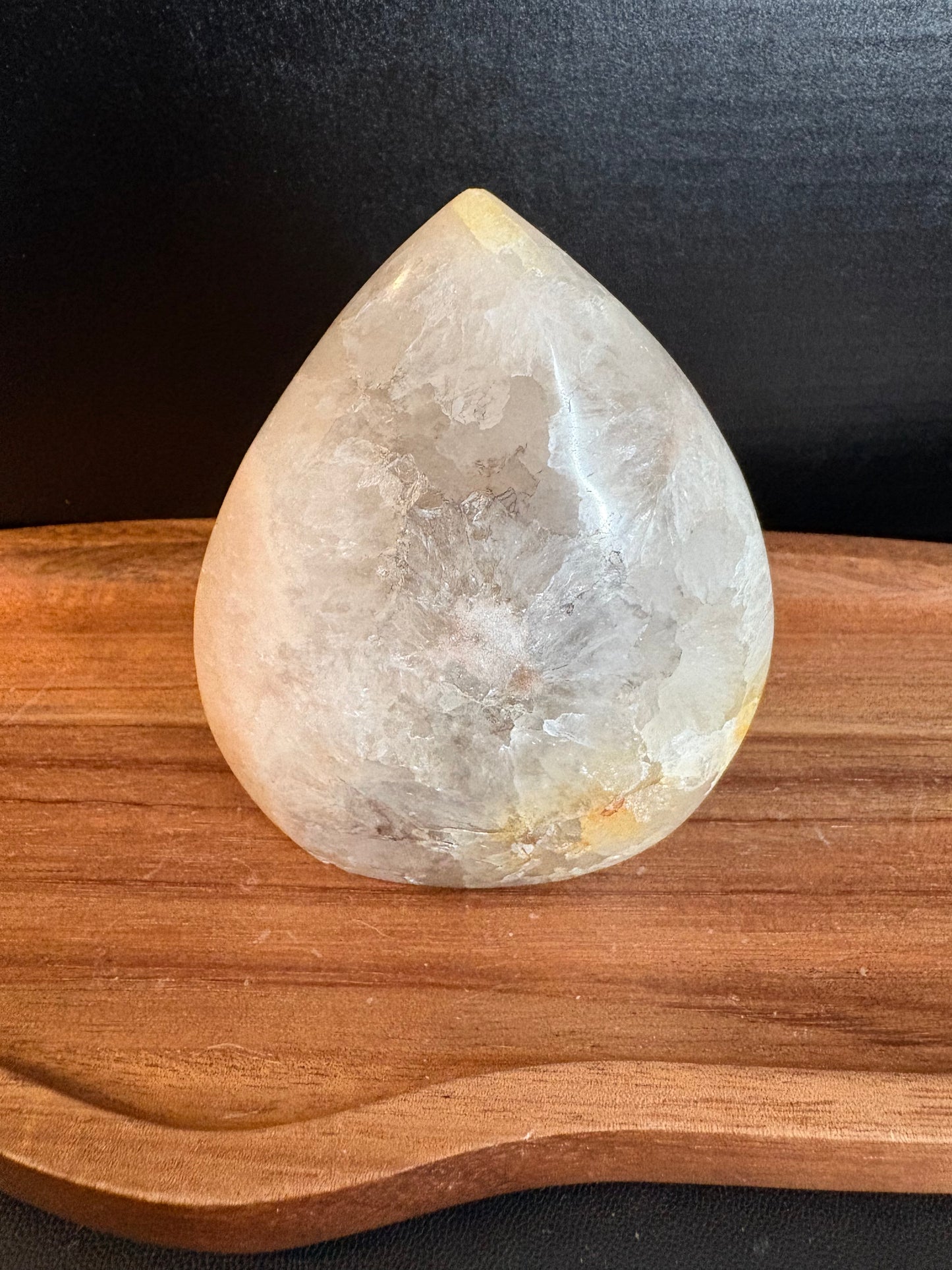 Golden Healer Quartz Flame – 221 g 🔥✨