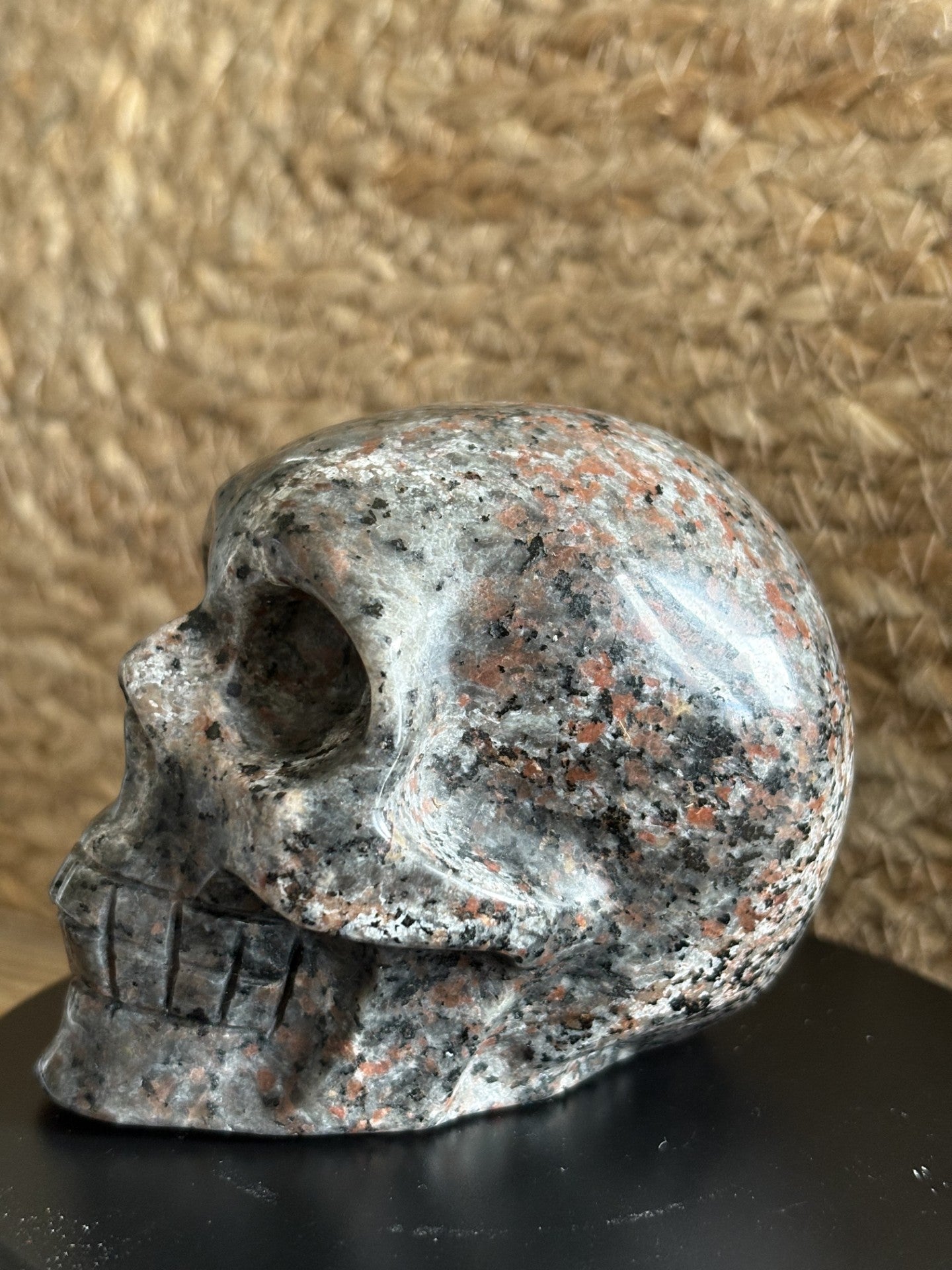 Yooperlite Skull Carving